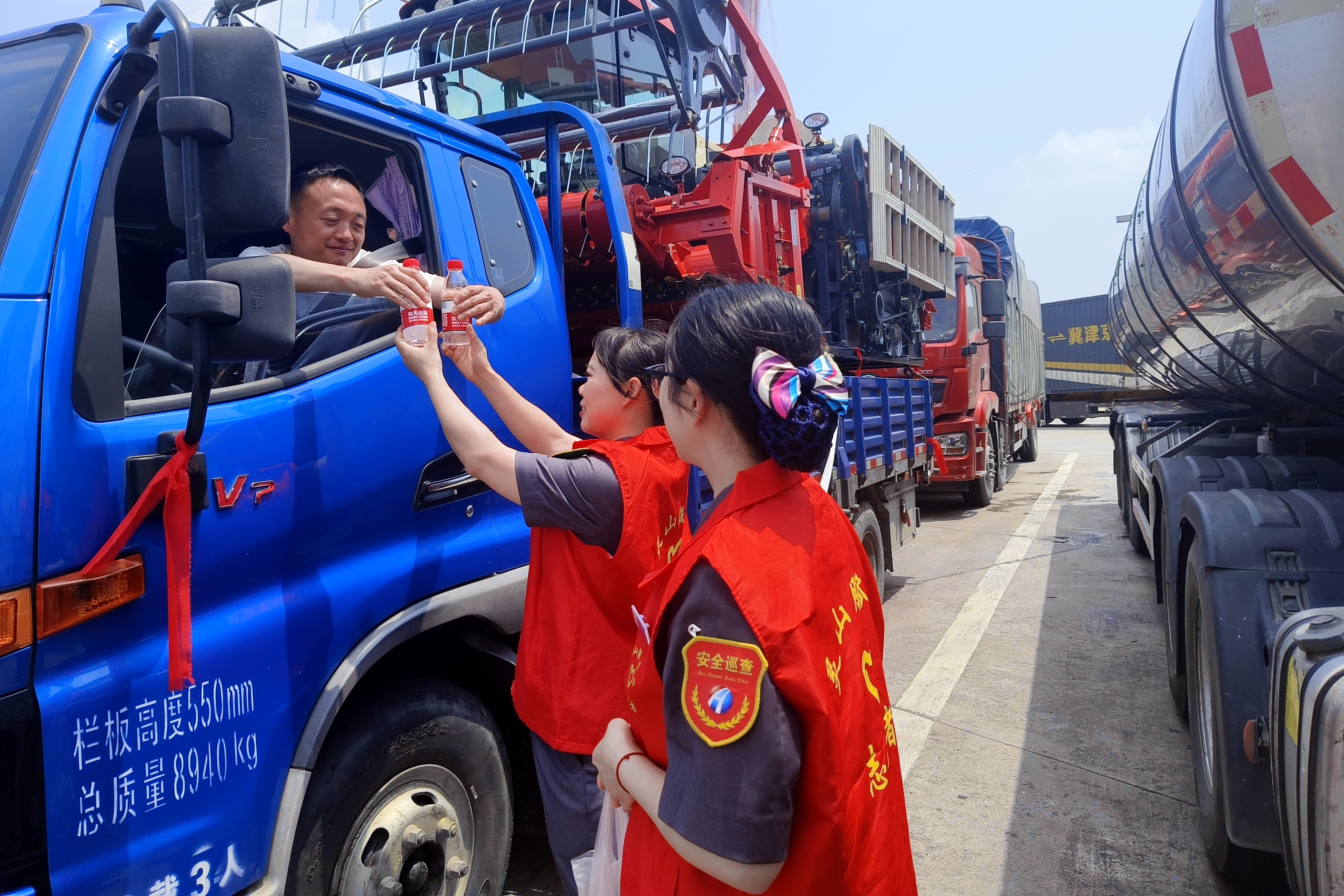 d08a6c1b7ef7a286f359a0ba97a9c61.jpg